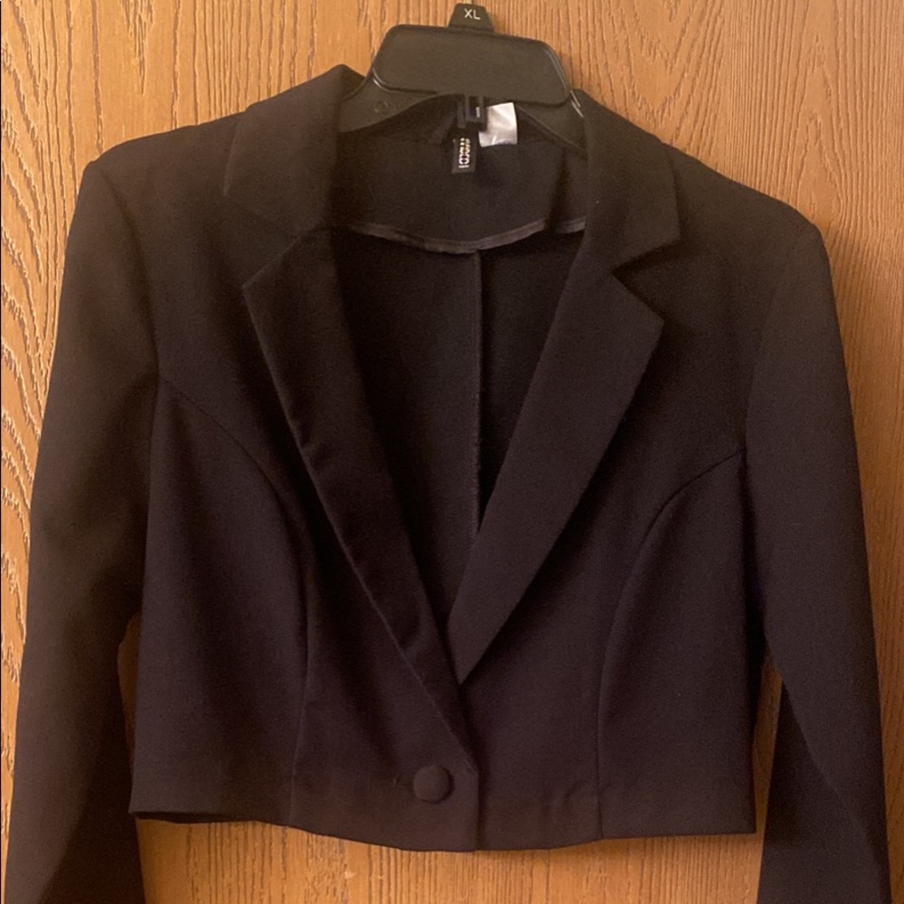 H&M Crop Blazer